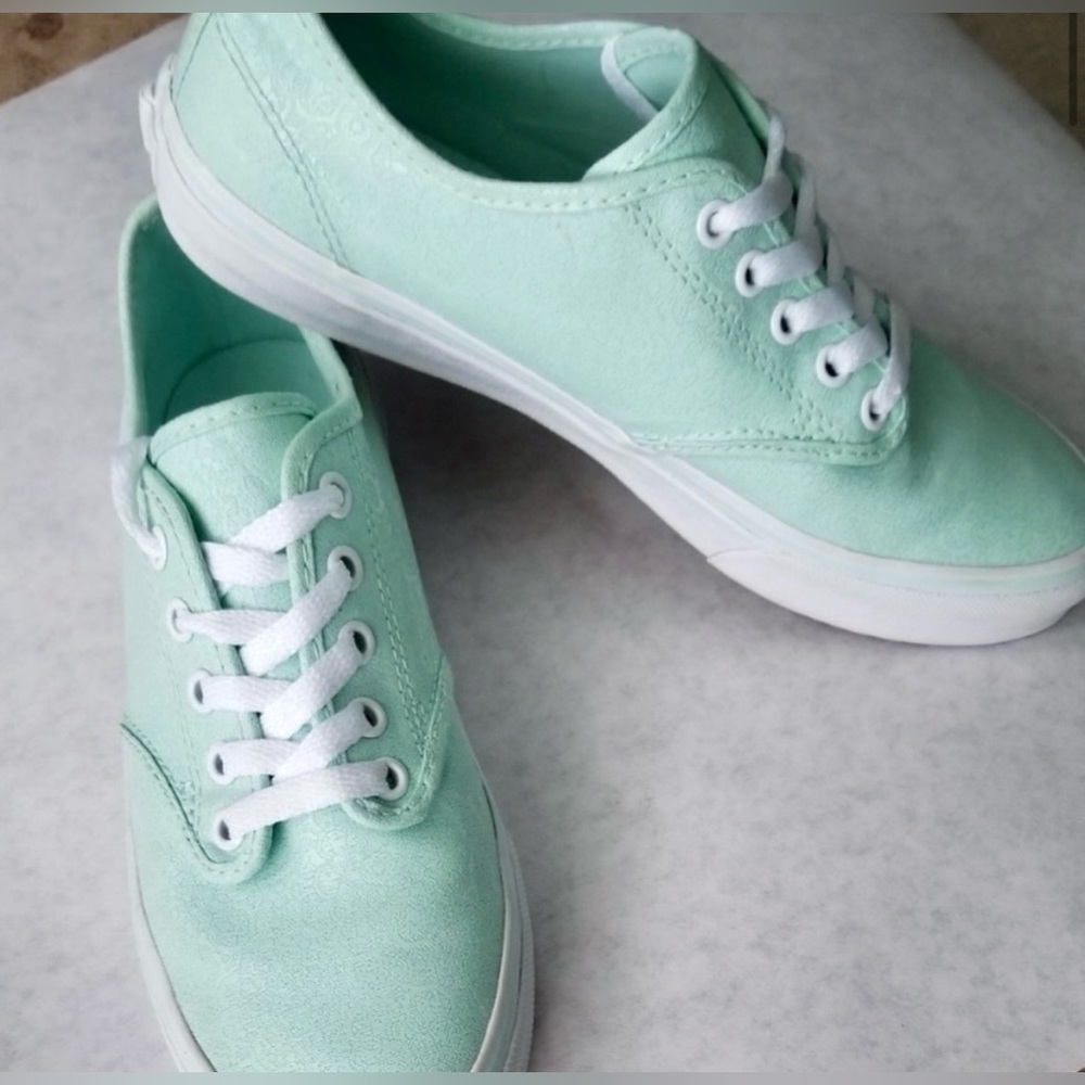 Vans Camden Deluxe Mint Green Mandala Print Women’s Low Top Sneakers